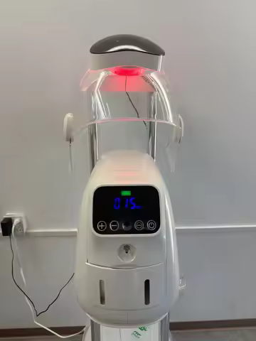 Latest Skin Rejuvenation Facial Cleaning Oxygen Therapy Machine Facial Mask Care Beauty Equipment