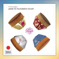 [READY] Petal 55 Foundation Brush Makeup Brush Free Case