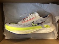 Nike ZoomX streakfly 跑步鞋