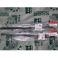 REAR BONNET ABSORBER (FOR GLASS) / TAIL GATE GLASS LIFTER (GENUINE PARTS) KIA SPORTAGE KM > 87170-1F