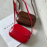 Vintage Saddle Bag - Korean Minimalist Style, Coordinated Colors - Ideal for Daily Commute & Work