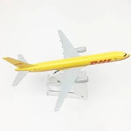 FZ Display Model Base Alloy Airlines Aircraft Plane 16cm 1:400 B777 DHL Express Delivery Toys Aircra