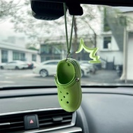 Car Mounted Mini Hole Shoe Decoration Aromatherapy Car Perfume Diffuser Shoes Shape Air Perfume Fragrance Diffuser with 3 Refill Tablets paca1sg