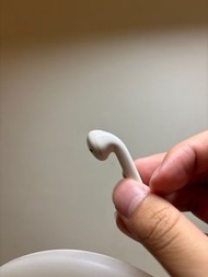 AirPods 2 右耳 耳朵 左耳遺失故出售蘋果  功能皆正常Apple