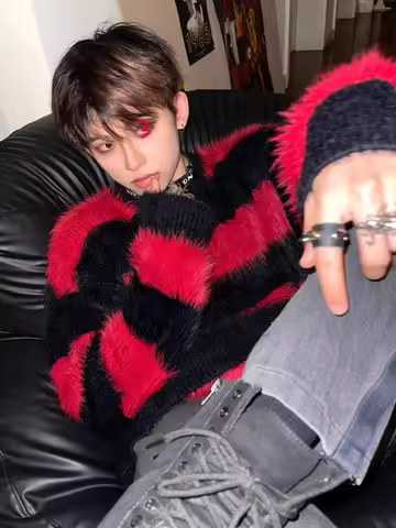 Red And Black Striped Color Block Sea Wool Men's Lazy Style High End Knitted Sweater Winter Fake Fur