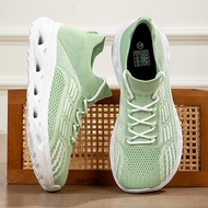 Ayugugu Men Women Wide Toe Walking Shoes 4.5E Barefoot Shoes Breathable Non Slip Unisex Wide Width R