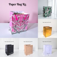 CONTENTS 12 (1 Dozen) Plain Batik Paper Bags Size R5 B, R5 K