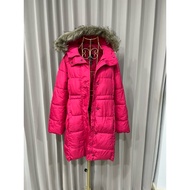 puff jacket Gap Pink Detachable hoodie Very Beautiful. Good Condition Please Do Not Exceed 160 Peopl