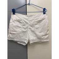 二手-專櫃8HAPPY女生白色短褲