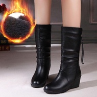 Women's Thick-Soled Chelsea Martin Boots