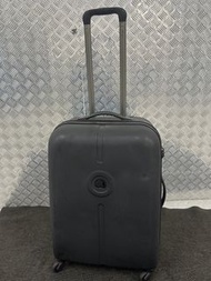 二手系列： Delsey 26 吋行李箱+ 4 全新輪子； Delsey 26 inch luggage + all new wheels 66 x 43 x 27cm