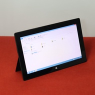 Microsoft Surface 1516 -Ram 2GB -HDD SSD 32GB -Wi-Fi -10.6 inchBlack แท็บเล็ต (tablet)