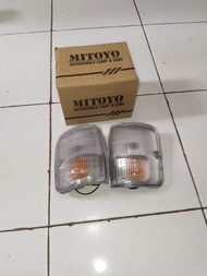 sepasang lampu sen zebra S89
