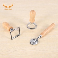 [Redpowderyan.] 3PCS Ravioli Pasta Cutter Set, Ravioli Stamp Maker with Wooden Handle Ravioli Cutter