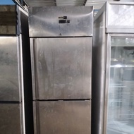 upright freezer 2 pintu bekas bergaransi 