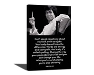 Hình treo tường Bruce Lee trích dẫn Làm nước - Nghệ thuật Võ cổ truyền và Wushu truyền cảm hứng