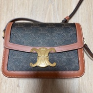 極新Celine-TEEN TRIOMPHE標誌印花及牛皮革手袋