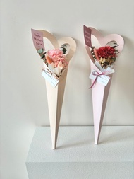 sueing_blossom  韓式愛心單支永生康乃馨花束