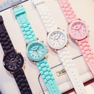 Geneva Fashion Rubber Watch for Girl Boy Candy Color Unisex Watches Quartz Relo Simple Student Girl Jelly Silicone Wrist Watch