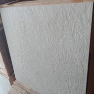 granit lantai stone white 60x60 by infiniti textur kasar