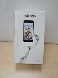 DJI OM 5 手機雲台穩定器