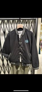 Sport b 黑色外套