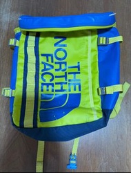日版The North Face 細size背包, 內層內袋有損壞, 新舊如圖不勿插環保價HKD80