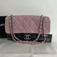 💥中古包-Rank A+ 💥  ❤️‍🔥Chanel Chanel黑粉拼色泡芙CF