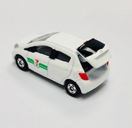 #日版#日本7-11限定, 按照日本 #7-Eleven集團真車而製 #TOMICA #TOYOTA VITZ #營業車 #車 #CAR #Toyota Auto Body COMS #配送車 #TO