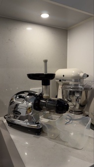 Omega slow juicer 慢磨榨汁機