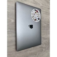 Macbook 2020 i3 二手
