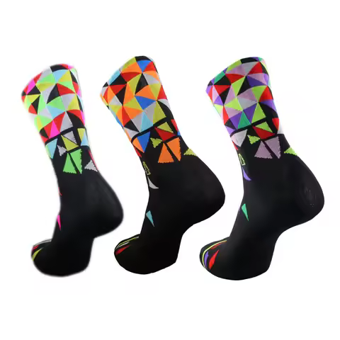 8 colors New Cycling Socks Male Female Professional Outdoor Sports Basketball Socks Mountain Bike Ra