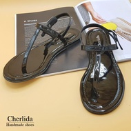 [ส่งเร็วพิเศษ!] Cherlida - รองเท้าแตะผู้หญิง รองเท้าแตะรัดส้น พร้อมสายปรับความยาว พื้นกันลื่น น้ำหนักเบา สวมใส่บาย รองเท้า รองเท้าแตะแฟชั่นผู้หญิง รองเท้าแตะรัดส้นผู้หญิง