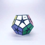 รูบิค 5 เหลี่ยม รูบิค ของแท้ อย่างดี megaminx cube Qiyi 2x2 Kilominx Black Speed Cube 2x2 Megaminx s