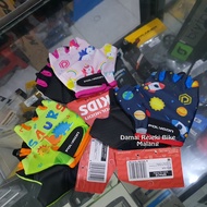 Polygon Gloves - kids gloves for cycling - cycling gloves - Dino Space Unicorn