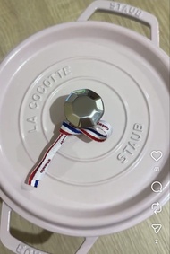 Staub La Cocotte Round 22cm - Pink 100% new