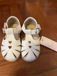 全新日本童裝Petit main 白色愛心通花涼鞋 15cm