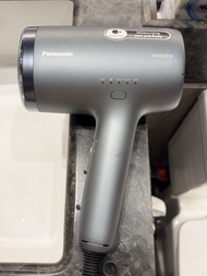 Panasonic 納米離子護髮風筒 EH-NA9N