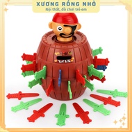 Đồ chơi đâm hải tặc loại to 24 kiếm hàng loại 1 - Funny game đồ chơi hải tặc Barrel Pirate