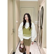 Women's clothing Set 2 white shirt + VJIA autumn-winter striped wool vest Piece