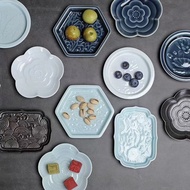 Plate for Dried Fruits / Snacks in Traditional Chinese Style Ceramic W6KH