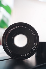 Leica Summicron-R 50mm f/2 Lens