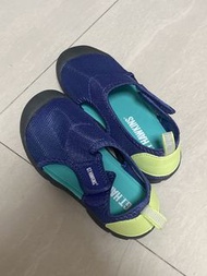 GT HAWKINS Blue Aqua Water Shoes Sandals Size 26