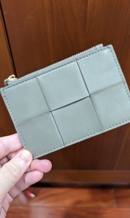 韓國 小羊 皮大方塊編織拉鍊卡片夾/零錢包 灰色 bv 轉賣