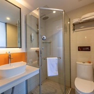 โรงแรม 7Days Premium Xichang Torch Plaza Qionghai Wetland Park Branch - Xichang