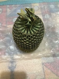 一個人民幣五分波羅，大概幾百張左右，售價950