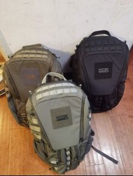 👏MYSTERY RANCH 神秘農場 32L 24L RIP RUCK 戶外雙肩包 登山背囊 灰綠 卡其色 黑色 男女情侶款