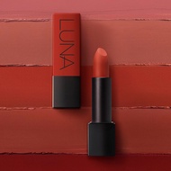 Son Môi Lì Nhung Luna Velvet Lipstick Color Boosting Dưỡng Ẩm Mịn Màng Lâu Trôi Son Bóng Phong Cách 