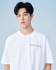 Niyom Jeans collection INDIGO : เสื้อยืด Oversize รุ่น TSO-104 สกรีนลาย ผ้าCotton ผ้ายืด