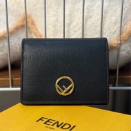 (保留中)Fendi 黑金短夾